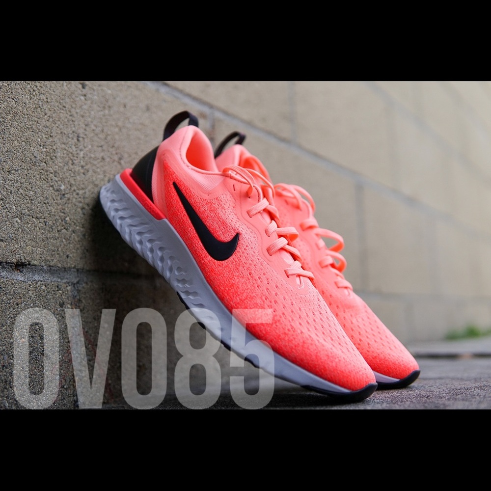 Nike Odyssey React 2 Flyknit